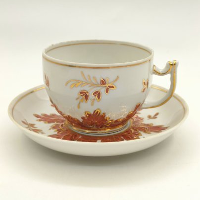 Чайная пара "Барбарис", автор Е.П. Смирнов, фарфор, роспись, золочение, Дмитровский фарфоровый завод (ДФЗ Вербилки), СССР, 1965-1991 гг.