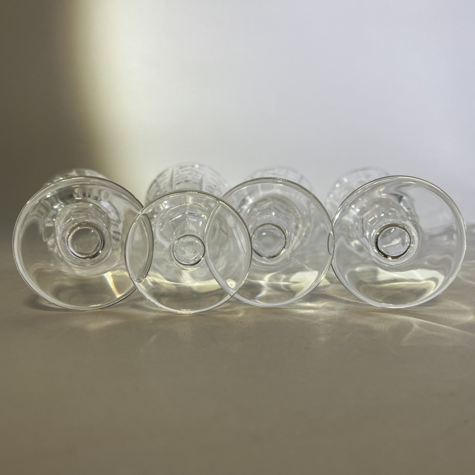 Набор из 4 рюмок (лафитников) с геометрическим декором, стекло, алмазная грань, Россия, 1980-2000 гг.