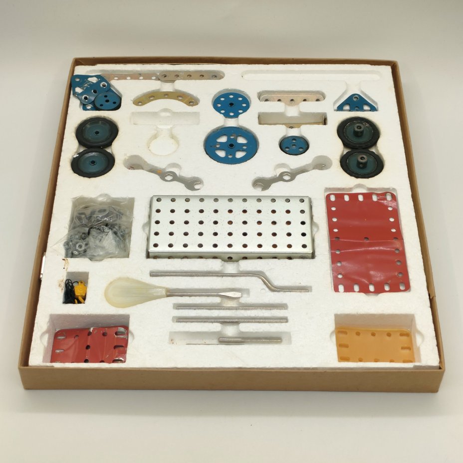 Конструктор "Юность-2" в оригинальной коробке, Тушинский машиностроительный завод, металл, пластмасса, пенопласт, картон, бумага, печать, краска, СССР, 1991 г.