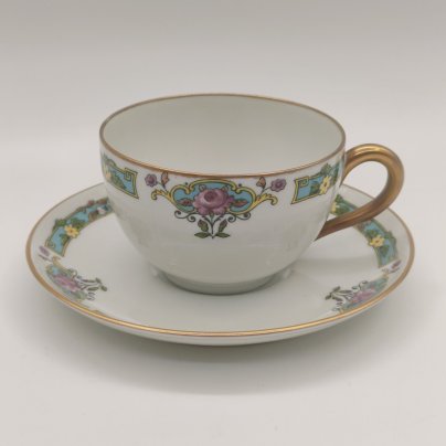 Чайная пара с цветочным декором (в подборе), Robert Haviland & Le Tanneur, Coiffe Limoges France, фарфор, деколь, золочение, Франция, 1890-1940 гг.