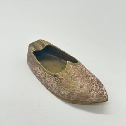 Пепельница в виде восточной туфли, латунь, эмаль, Индия, 1970-1990 гг.