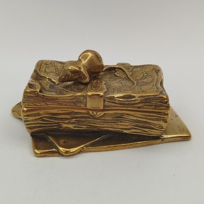 Шкатулка "Кошельковая мышь" (денежный талисман), бронза, Западная Европа, 2000-2020 гг.