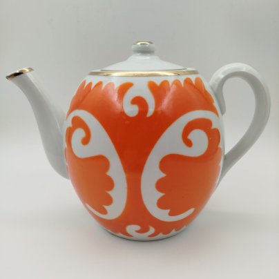 Чайник с абстрактным декором, фарфор, деколь, золочение, Кузяевский фарфоровый завод, СССР, 1963-1991 гг.
