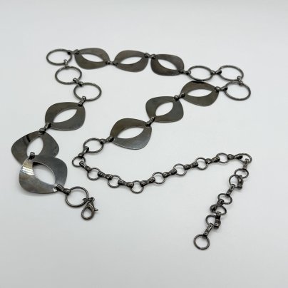 Пояс-цепочка из крупных звеньев, металл, Россия, 2000-2010 гг.
