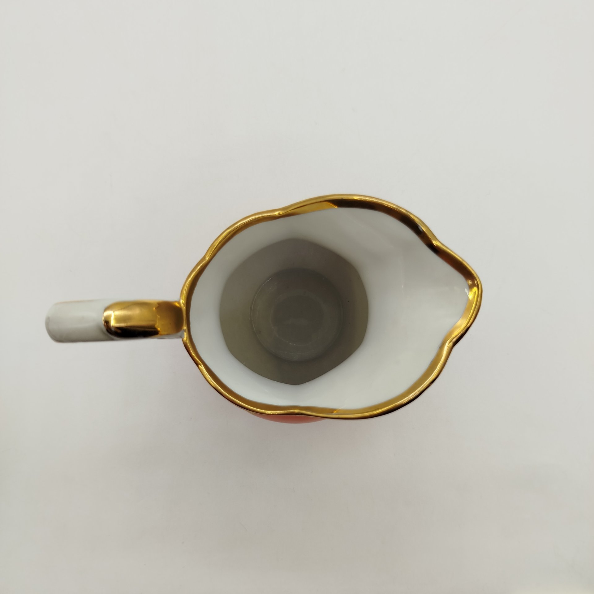 Молочник в классическом стиле, фарфор, золочение, крытье, Барановский фарфоровый завод, СССР, 1960-1970 гг.