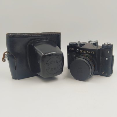 Фотоаппарат плёночный "Зенит-TTL" c объективом "Гелиос-44М" в оригинальном кофре, металл, пластик, стекло, кожа, Красногорский механический завод (КМЗ), СССР, 1977-1985 гг.
