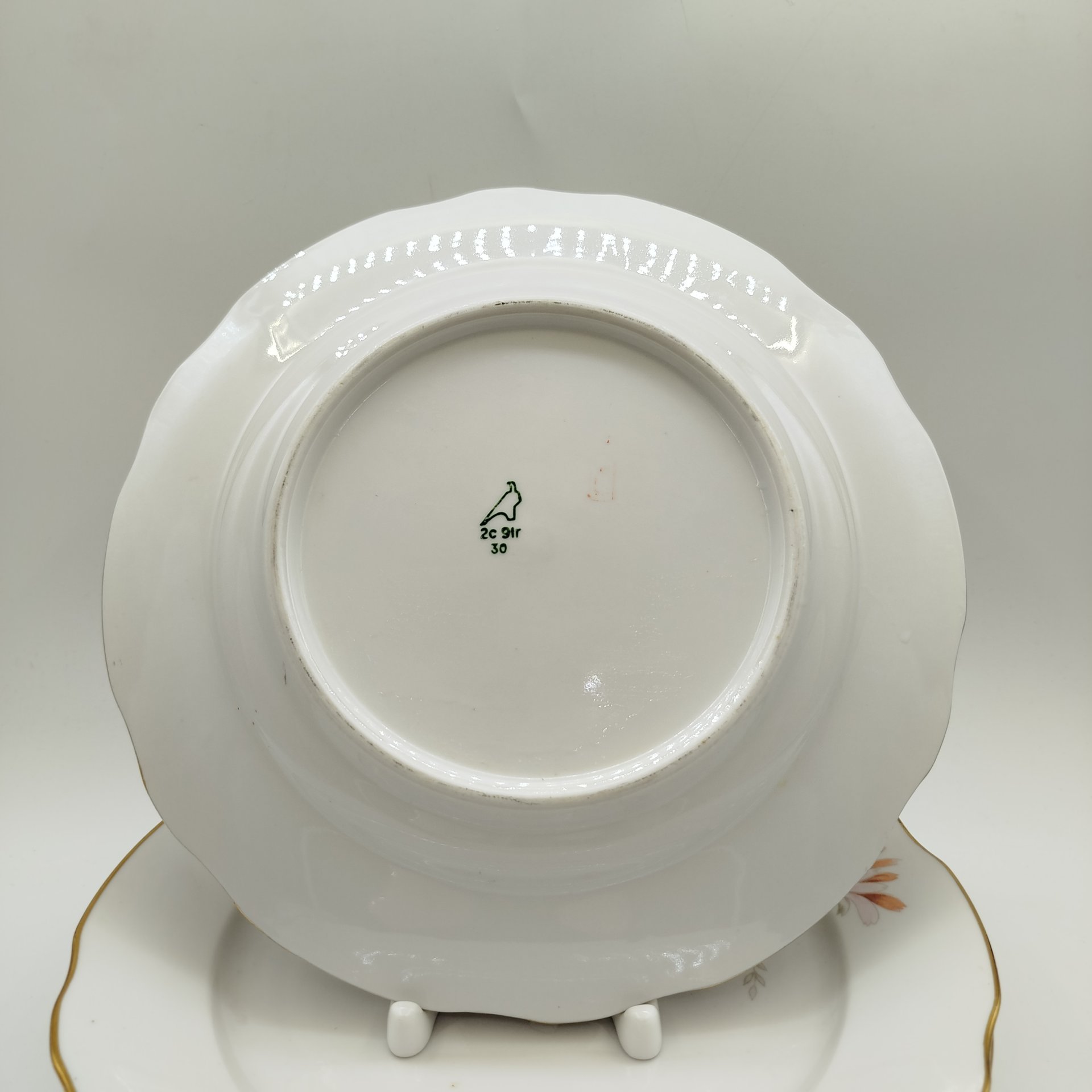 Набор из шести столовых тарелок с цветочным декором, фарфор, деколь, золочение, Дулевский фарфоровый завод (Дулёво), СССР, 1991 г.