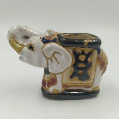 Статуэтка (подсвечник) в форме слона, фаянс, роспись, Азия, 1960-1990 гг.