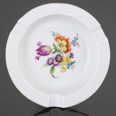 Пепельница, декорированная цветами, Meissen (Мейсенский фарфор)