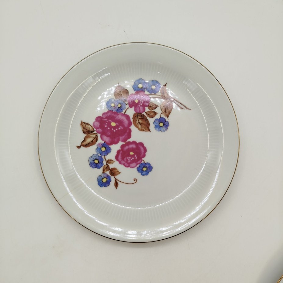 Чайная тройка с цветочным декором, фарфор, золочение, деколь, Colditz (Кольдиц), ГДР, 1970-1980 гг.