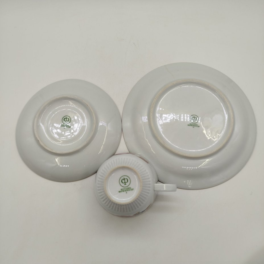 Чайная тройка с цветочным декором, фарфор, золочение, деколь, Colditz (Кольдиц), ГДР, 1970-1980 гг.