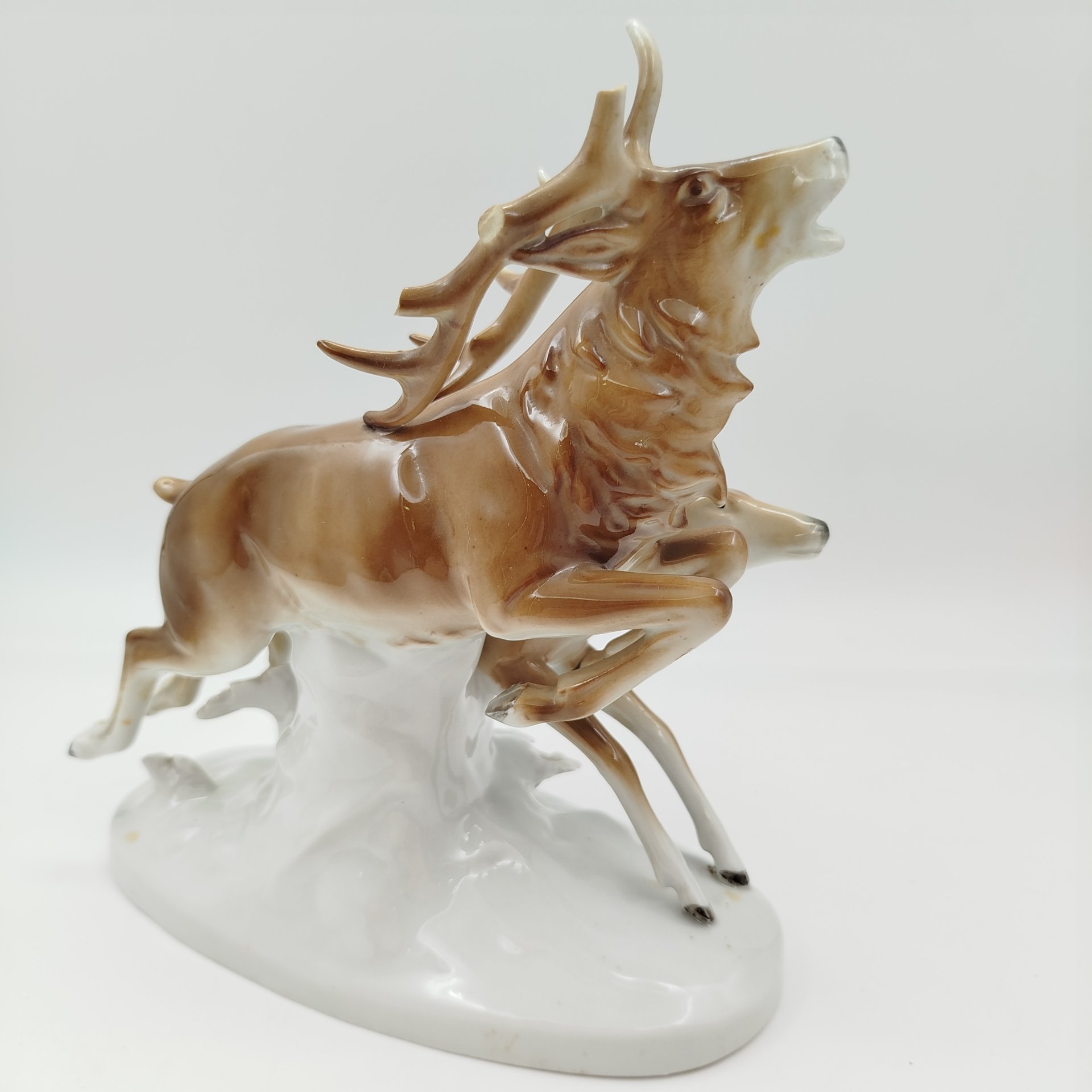 Статуэтка "Олени", фарфор, аэрография, Carl Scheidig, Gräfenthal, Германия, 1935-1972 гг.