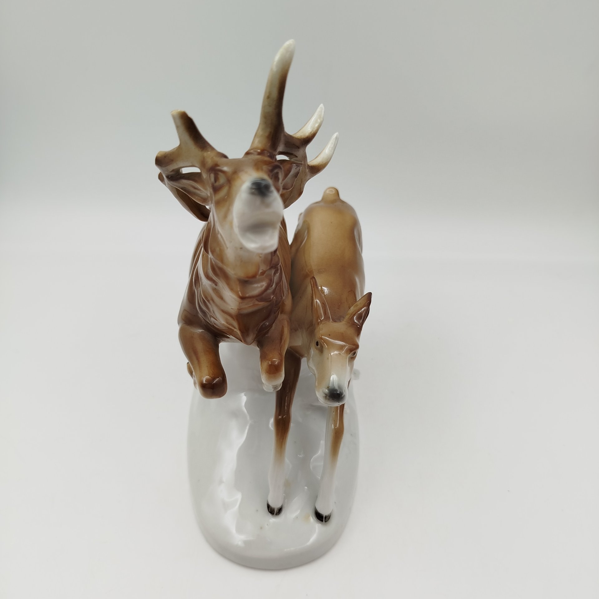 Статуэтка "Олени", фарфор, аэрография, Carl Scheidig, Gräfenthal, Германия, 1935-1972 гг.