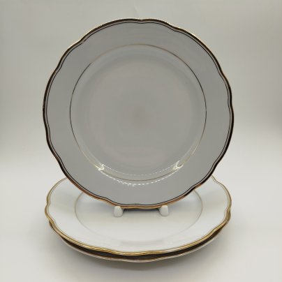 Набор из трех столовых тарелок, фарфор, золочение, Kahla, ГДР, 1968-1987 гг.