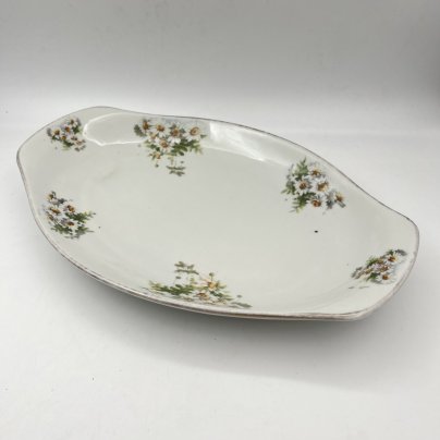 Блюдо с декором в виде ромашек (экспортное клеймо), фарфор, деколь, золочение, Дулевский фарфоровый завод (Дулёво), СССР, 1926-1935 гг.