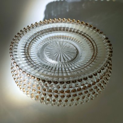 Набор из 6-ти блюдец с рифленой поверхностью, стекло, золочение, обводка, СССР, 1980-1990 гг.