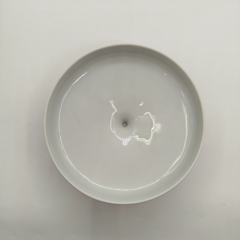 Масленка округлой формы с геометрическим декором, фарфор, деколь, золочение, крытье, Довбышский фарфоровый завод (Довбыш), СССР, 1957-1970 гг.