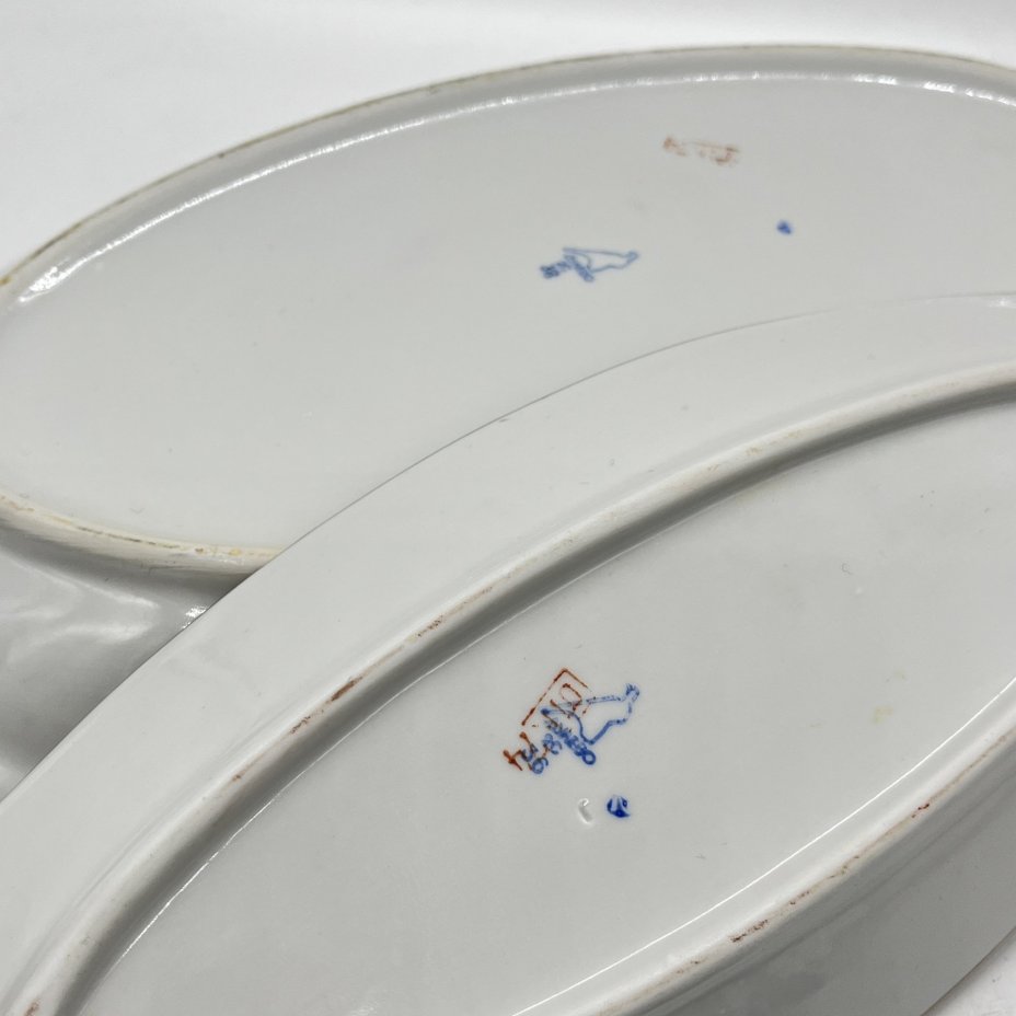 Селедочница и сервировочное блюдо с цветочным декором, фарфор, деколь, золочение, Дулевский фарфоровый завод (Дулёво), СССР, 1960-1980 гг.