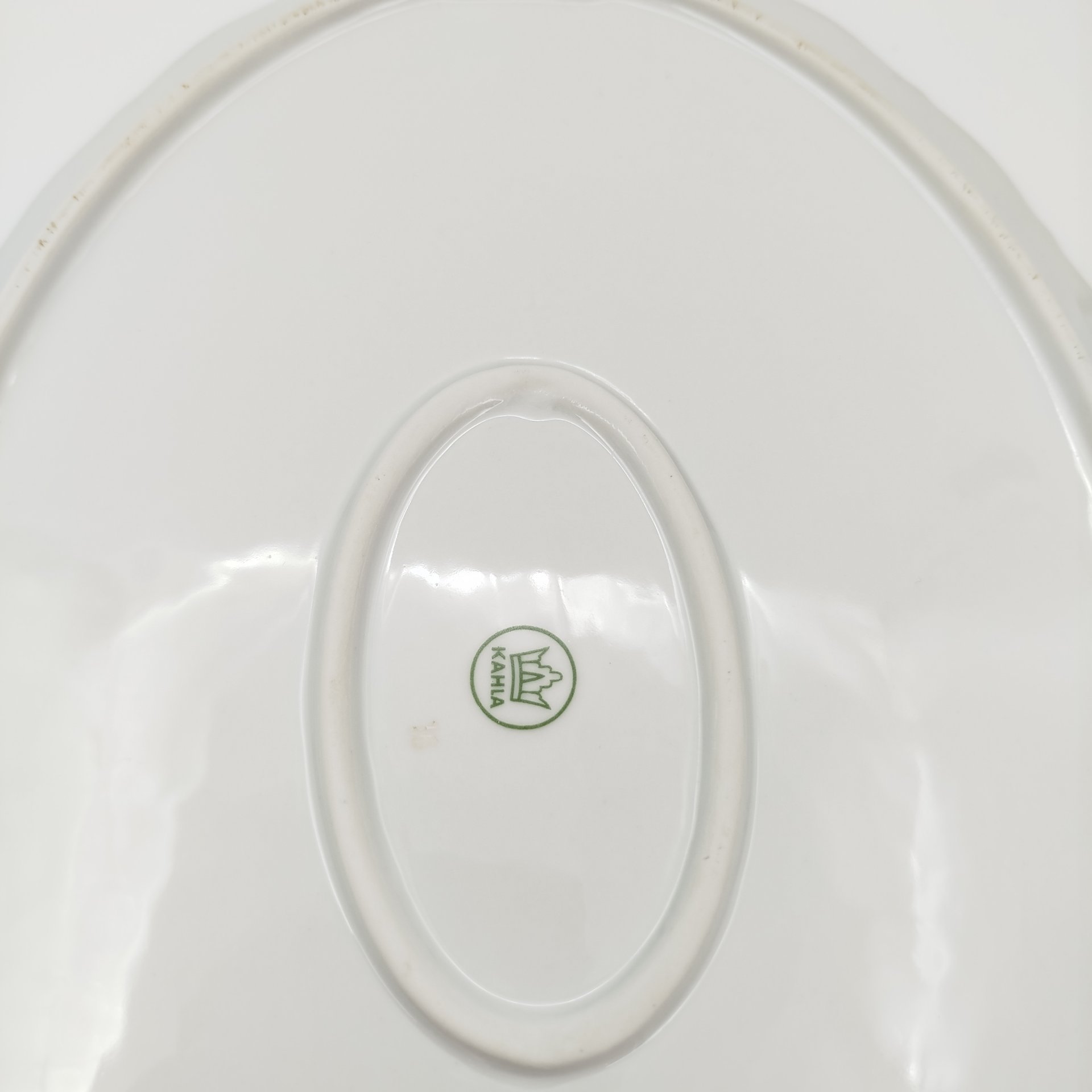 Пара больших блюд овальной формы с декором в виде полевых цветов, фарфор, деколь, золочение, Kahla, ГДР, 1960-1990 гг.