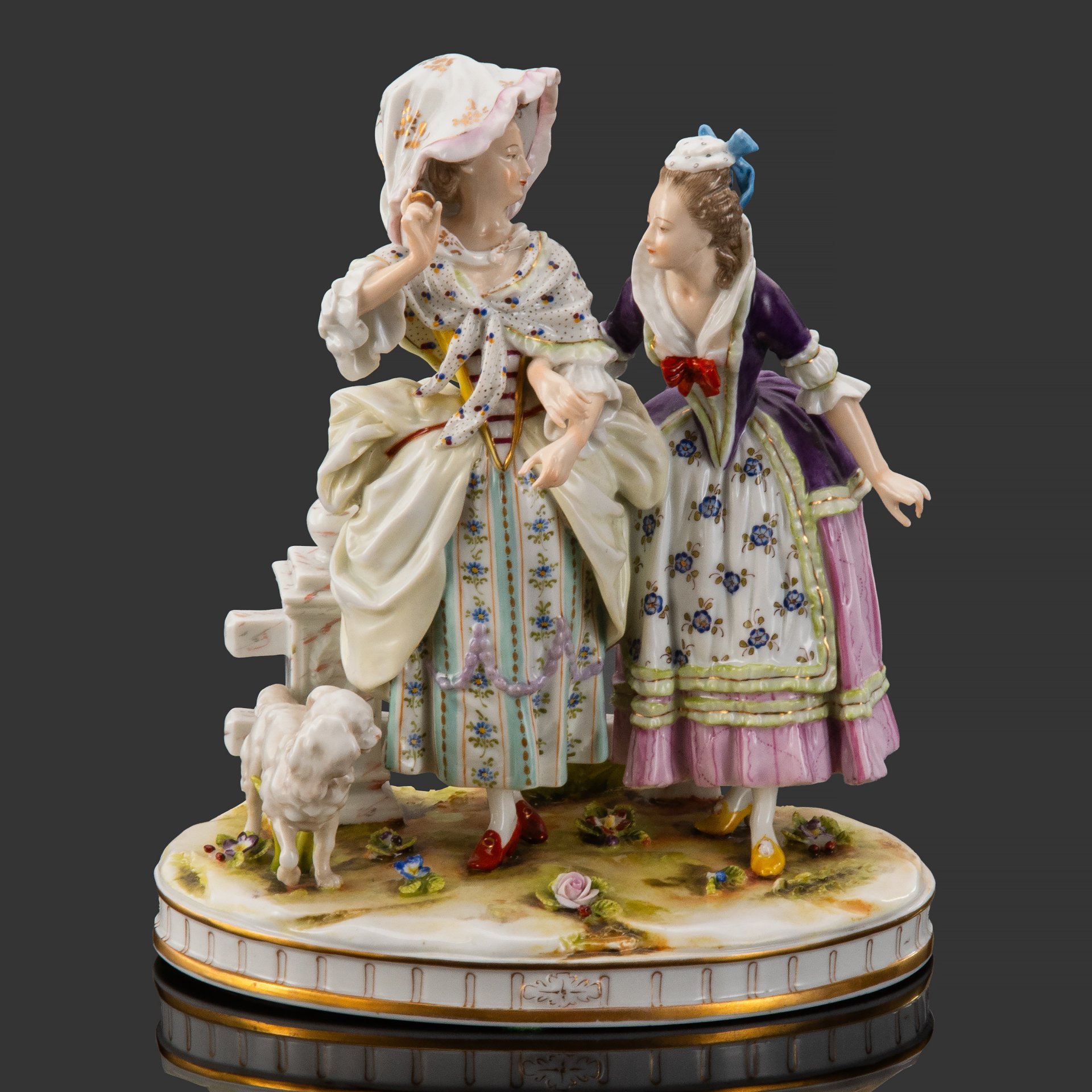 Статуэтка "Сплетницы", фарфор, роспись, золочение, Carl Thieme, Германия, 1900-1930 гг.