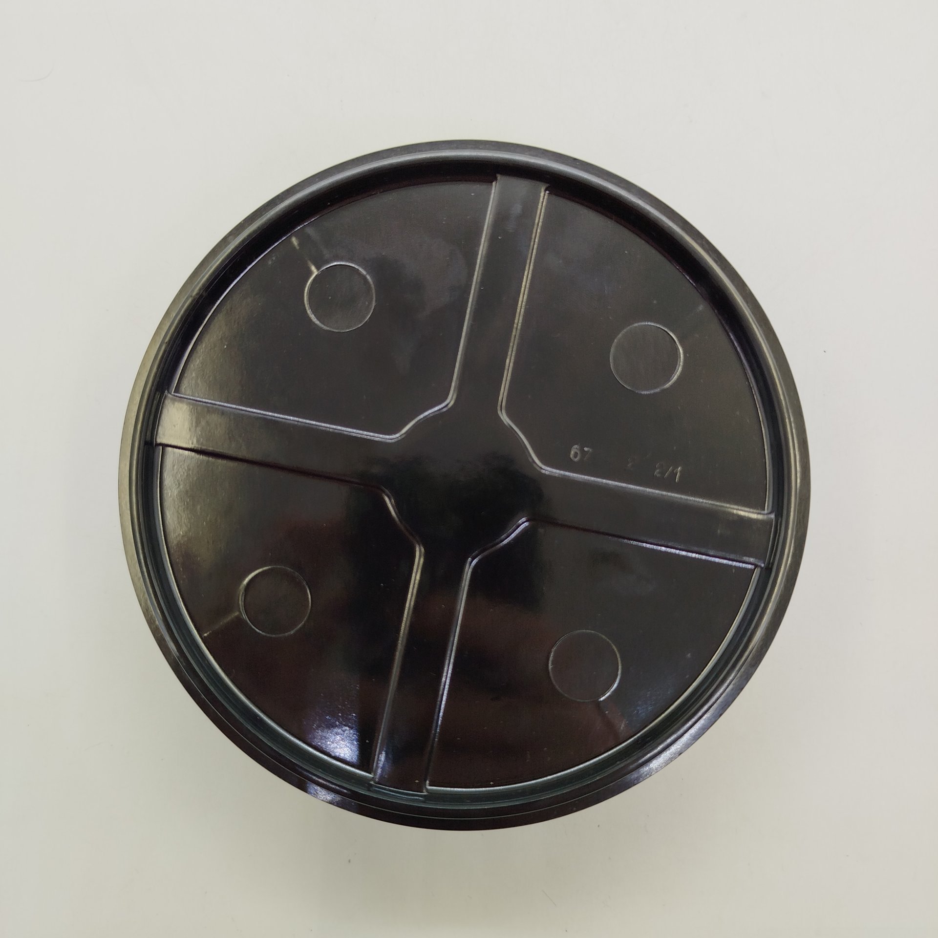 Шкатулка округлой формы с растительным декором, бакелит, деколь, СССР, 1970-1980 гг.