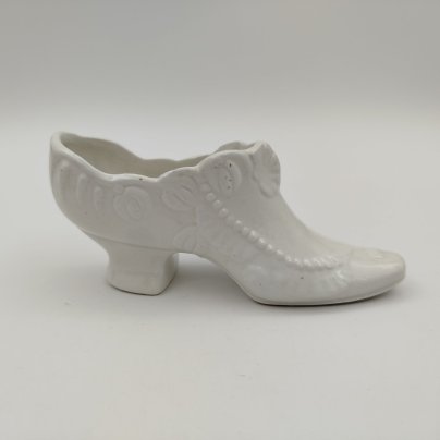 Статуэтка (пепельница) "Туфелька", фарфор, Россия, 1900-1930 гг.