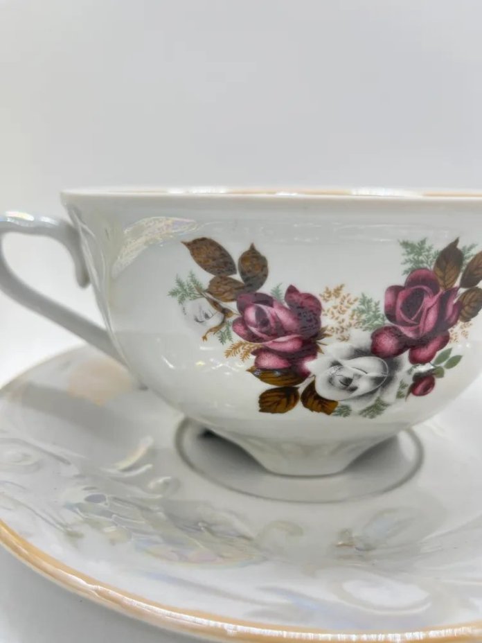 Чайная пара большая с цветочным декором, фарфор, люстр, деколь, Сумский фарфоровый завод, СССР, 1980 г.