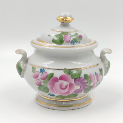 Сахарница с цветочным декором, Гжель, фарфор, роспись, золочение, Россия, 1991-2000 гг.