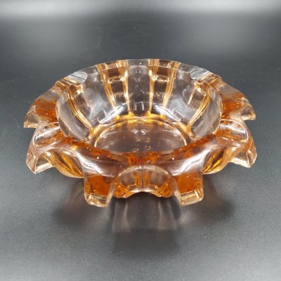 Пепельница карамельного оттенка, цветное стекло, СССР, 1960-1990 гг.