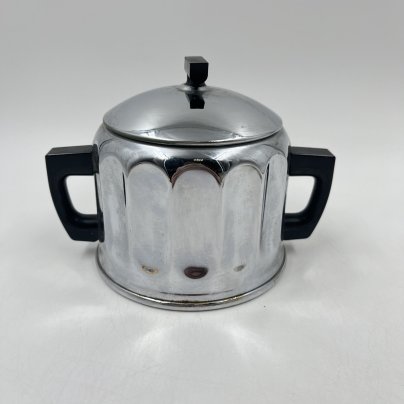 Сахарница с лаконичным декором, мельхиор (медь-никель), Кольчугинский завод цветных металлов, СССР, 1970-1990 гг.