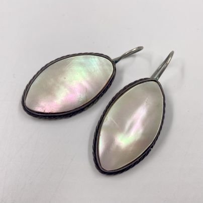 Серьги овальной формы, металл, перламутр, СССР, 1970-1990 гг.