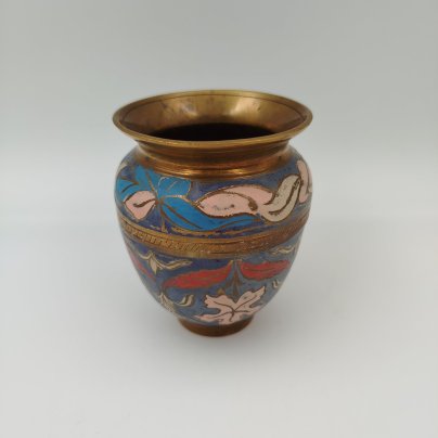 Вазочка с растительным декором, латунь, холодные эмали, Индия, 1970-1990 гг.