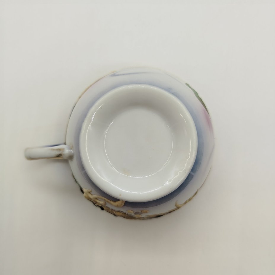 Чашка с рельефным изображением дракона