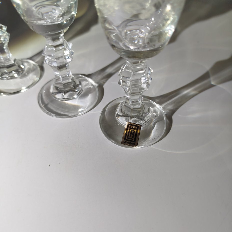 Набор из 6 ликерных рюмок с растительным декором в родной коробке, стекло, картон, резьба, Стекольный завод «Ледницке Ровне», Чехословакия, 1980-1990 гг.