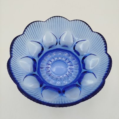 Конфетница синего цвета с рельефным декором, стекло, СССР, 1970-1990 гг.