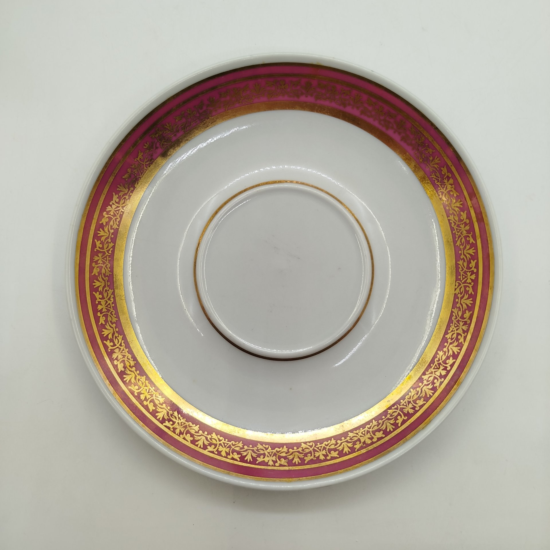 Чайная пара, форма "Классический" ,рисунок "Коралловый", фарфор, крытье, золочение, деколь, Дулевский фарфоровый завод (Дулёво), СССР, 1968-1991 гг.