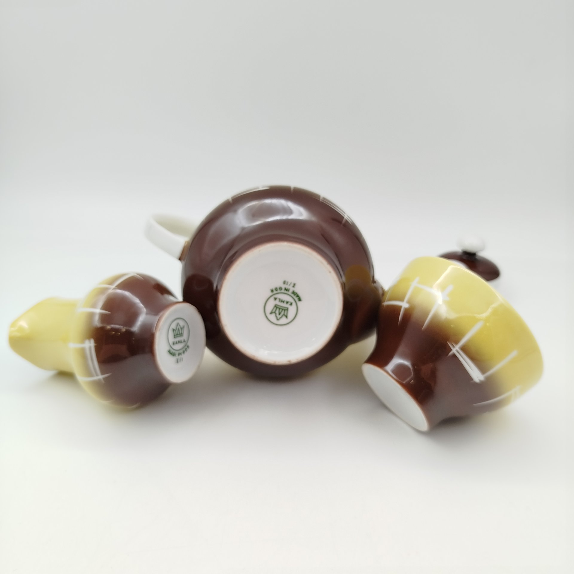 Сервиз кофейный в желто-коричневой гамме на 5 персон (13 предметов), фарфор, крытье, аэрография, Kahla, ГДР, 1960-1990 гг.