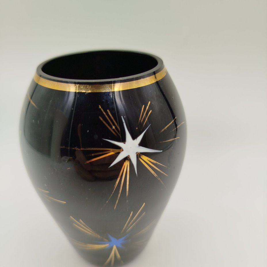 Ваза с звёздным декором из гиалитового стекла