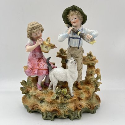 Статуэтка "Дети с кошкой", фарфор, роспись, Европа, 1980-2000 гг.