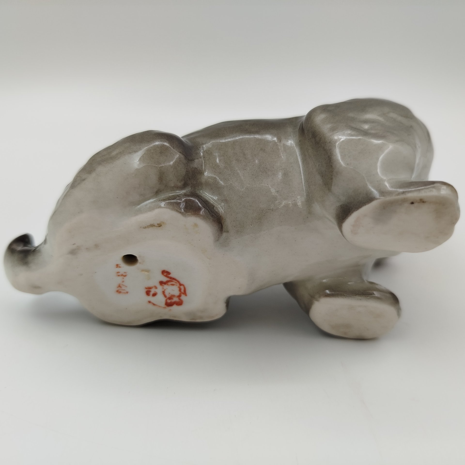 Статуэтка "Скотч-терьер", скульптор П.П. Веселов, фарфор, аэрография, Ленинградский фарфоровый завод (ЛФЗ), СССР, 1970-1991 гг.