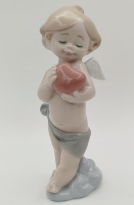 Статуэтка "Ангел с сердцем", фарфор, роспись, NAO Porcelain
