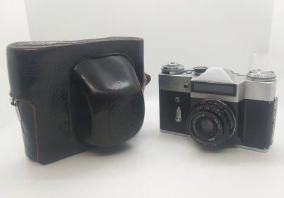Фотоаппарат плёночный "Зенит-Е" с объективом "Индустар-50-2" в оригинальном кофре, металл, пластик, кожа, стекло, Красногорский механический завод (КМЗ)