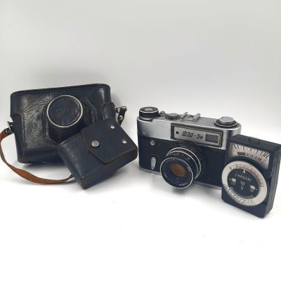 Фотоаппарат "ФЭД-5в" с объективом "Индустар-61 Л/Д" и фотоэкспонометром "Ленинград-7", металл, пластик, стекло кожа, Харьковский машиностроительный завод им. Дзержинского (ФЭД), СССР, 1975-1991 гг.