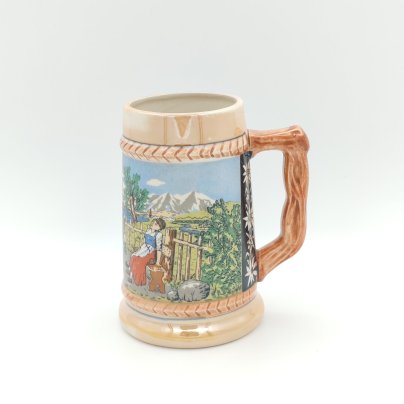 Кружка пивная, украшенная трактирной сценкой, керамика, деколь