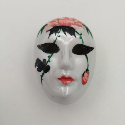 Шкатулка "Театральная маска", фарфор, люстр, роспись, Европа, 1990-2010 гг.