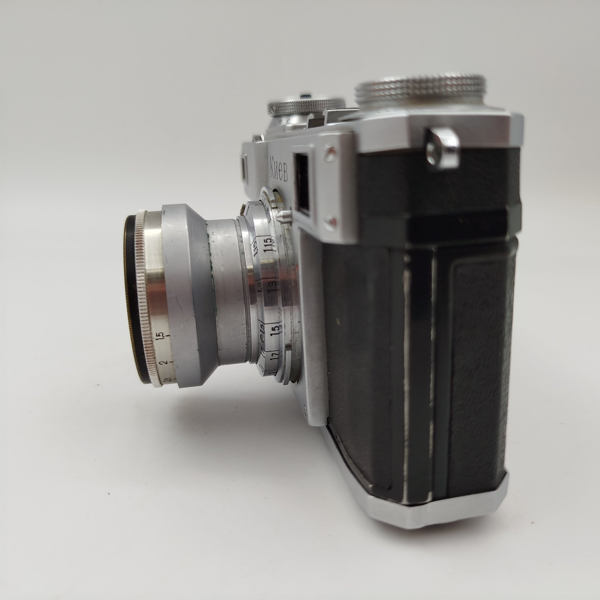 Фотоаппарат "Киев-4А" с объективом "Юпитер-3", 1:1,5 F=5cm, в оригинальном чехле, металл, стекло, пластик, кожа, Киевский завод «Арсенал», СССР, 1958-1980 гг.