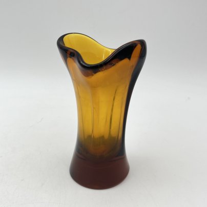 Вазочка миниатюрная янтарного оттенка, стекло, СССР, 1970-1990 гг.