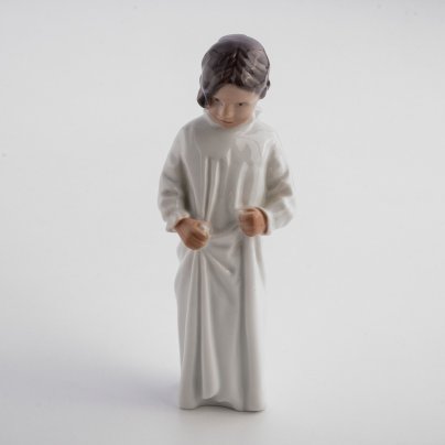 Статуэтка "Девочка в сорочке", фарфор, роспись, Royal Copenhagen, Дания, 1967 г.