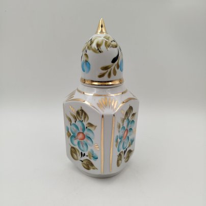 Чайница с цветочным декором, фарфор, роспись, золочение, СССР, 1970-1990 гг.