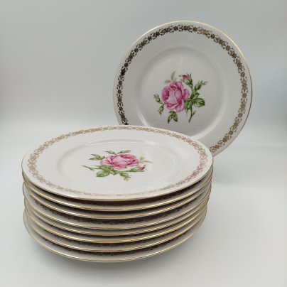 Набор из девяти десертных/закусочных тарелок с декором в виде роз, фарфор, деколь, золочение, Moritz Zdekauer (MZ), Чехословакия, 1960-1990 гг.
